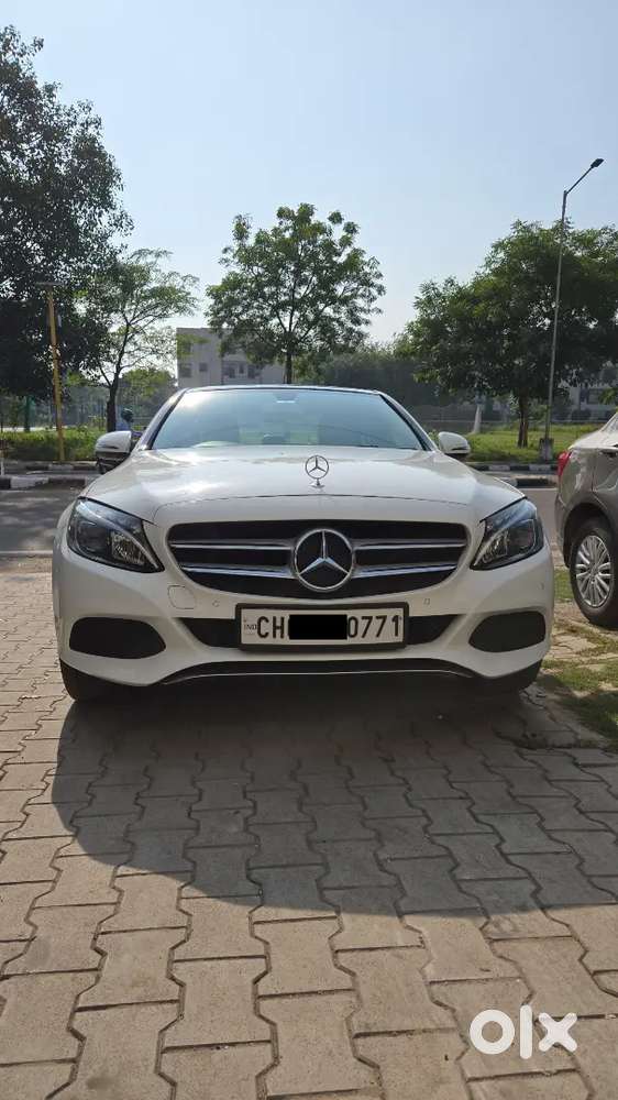 Mercedes-Benz C-Class 2016 Diesel 76000 Km Driven