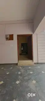 6 bhk house available on rent