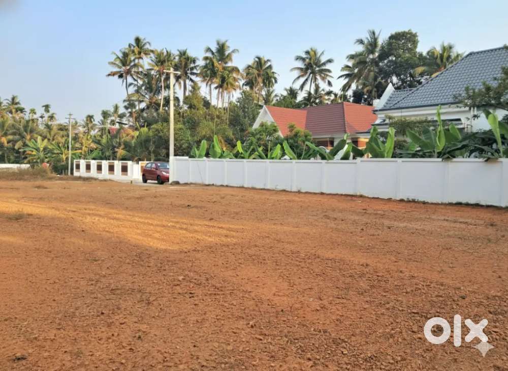 5 Cents 10 cent at Mala, Holygrace CBSE school