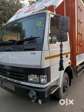 TATA 712 LPT DIESEL 6 TYRE