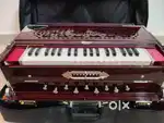 Scale changer harmonium