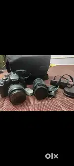 Canon 600d (very less used and good condition)