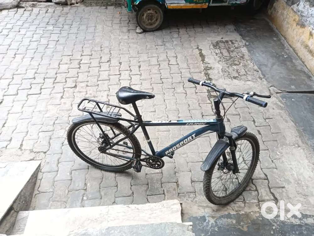 This is my 1 year old bycycle and I sell this for personal issues