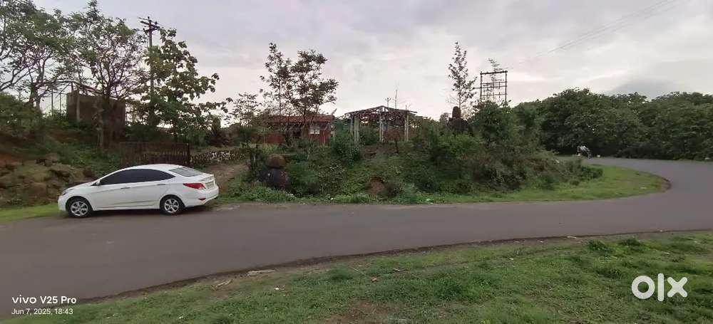 Top Location farm house land for sale