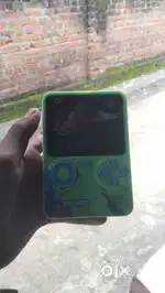 Gaming console g5 800 mah