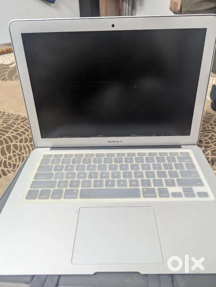MacBook air 13 inch A1466