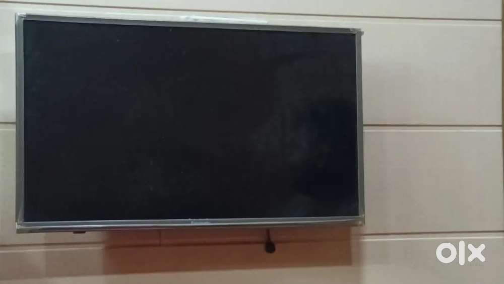 32 inch LCD TV Panasonic