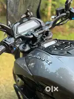 Bajaj Dominar 400 UG 2023