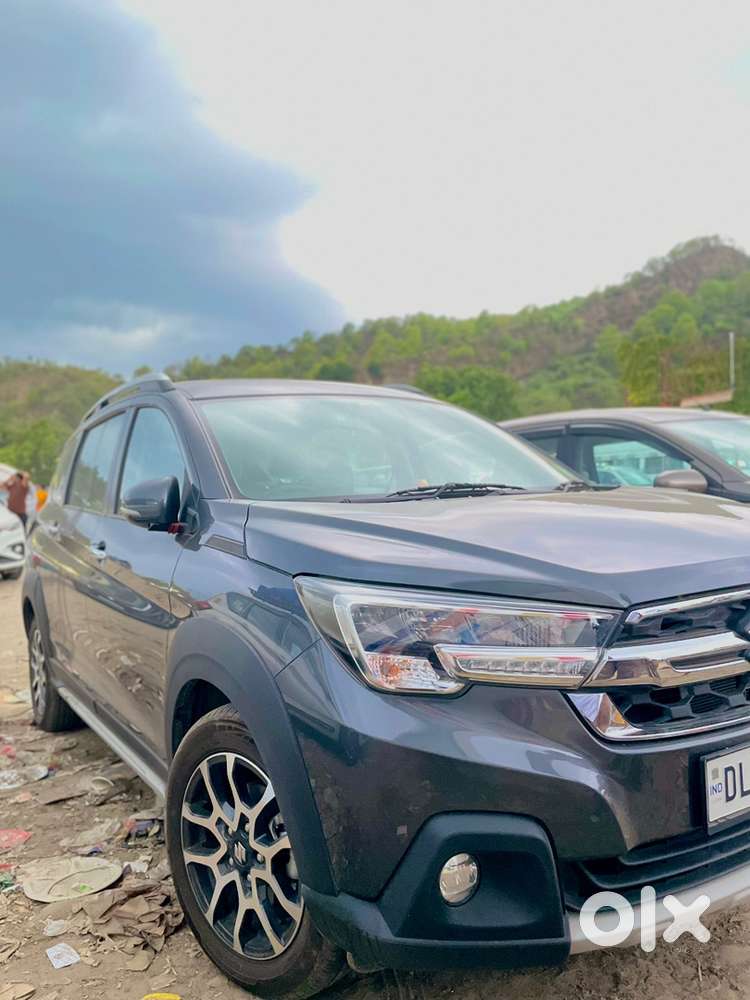 Car hiring service availabe