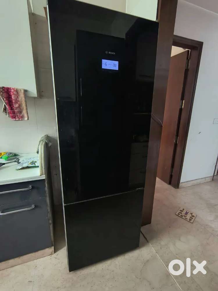 Want to sell my fridge(new, 559L)