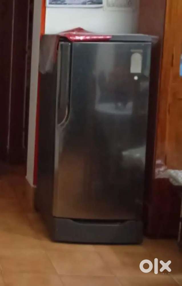 Samsung single door refrigerator for sale.