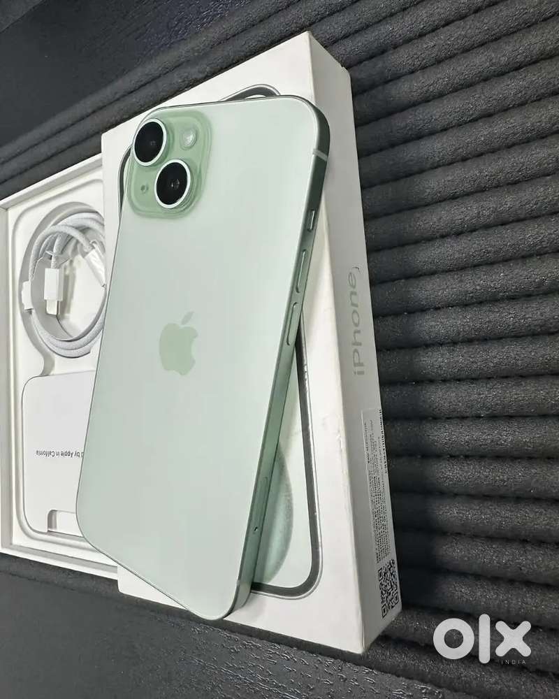 Selling I phone 15 plus  with bill box one year warranty