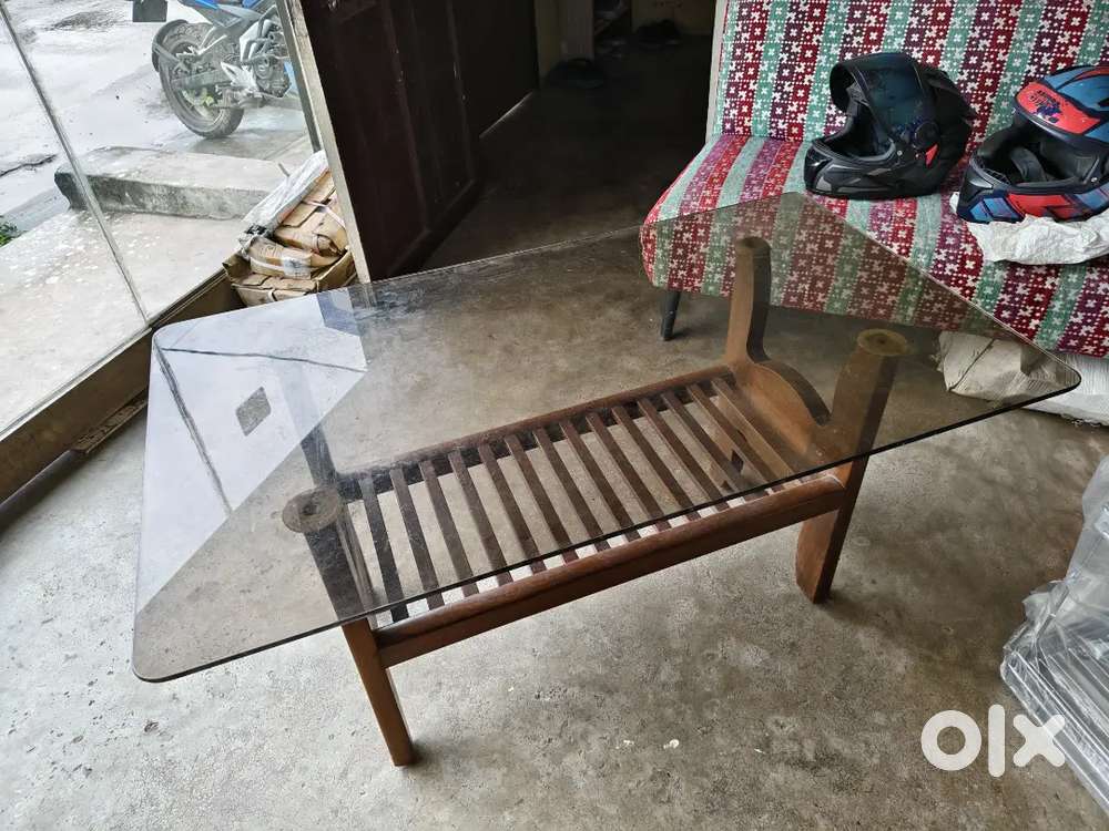 Mahogany Wood Centre Table