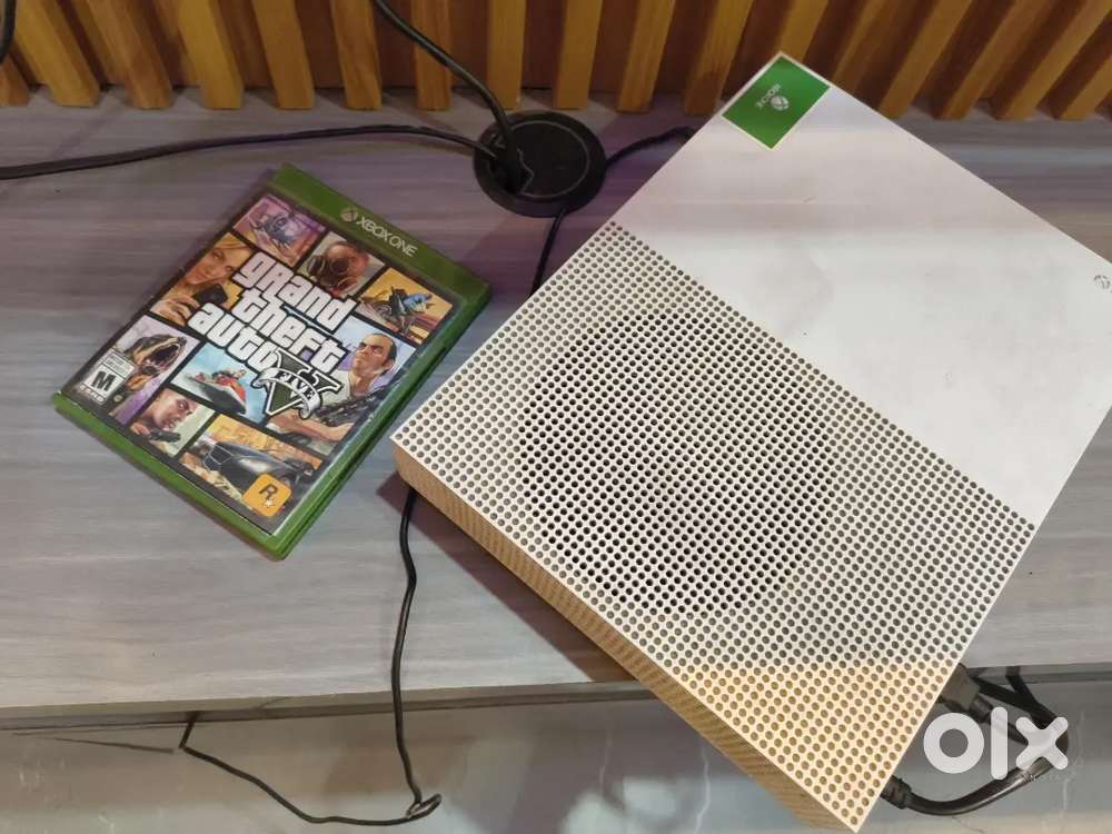 Xbox One s