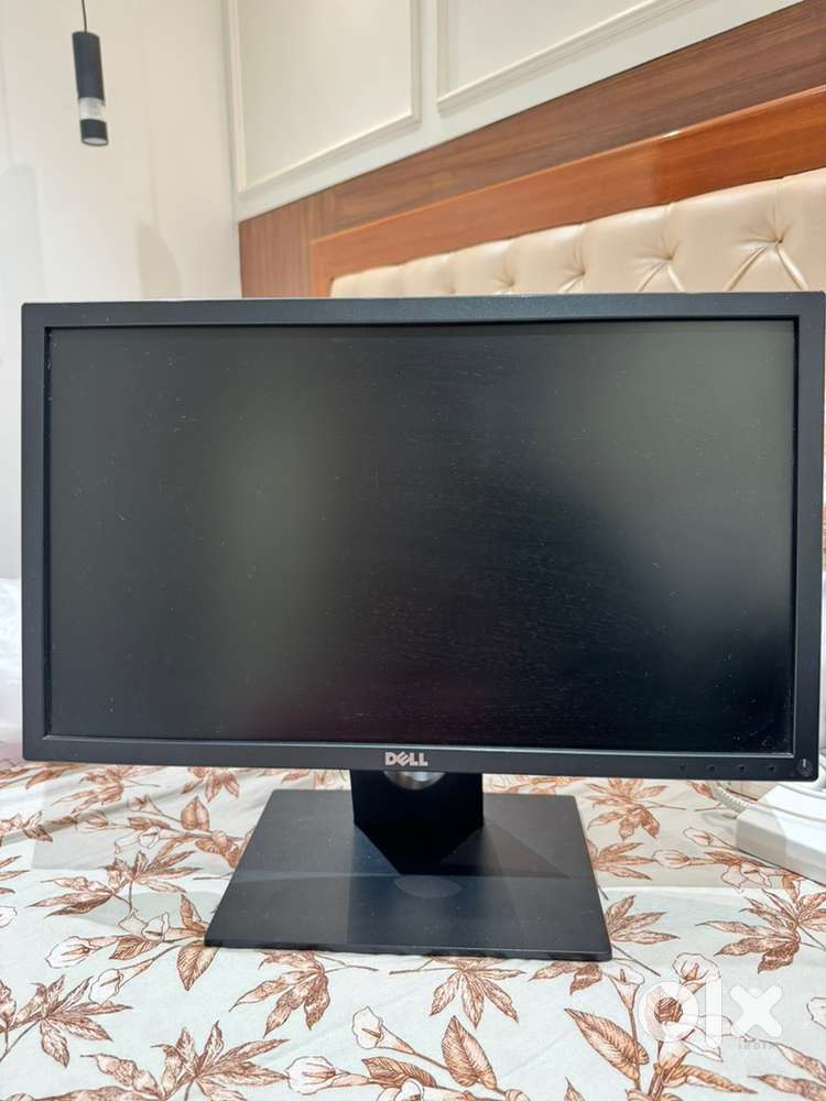 Dell 21.5 LED Monitor (Model E2218HN) — Excellent Condition