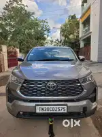 Toyota Innova Hycross 2023