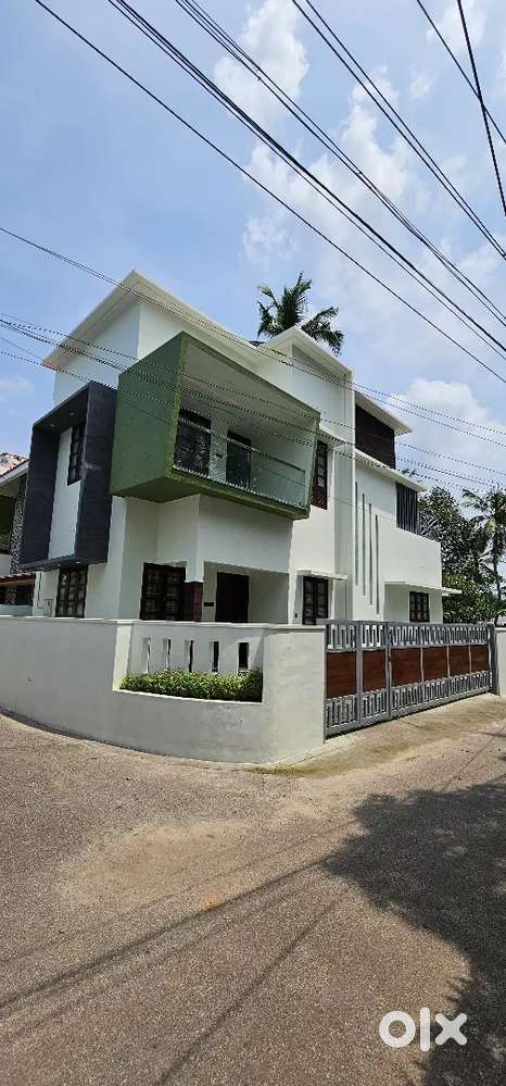 3.75 cent at Nedumangad