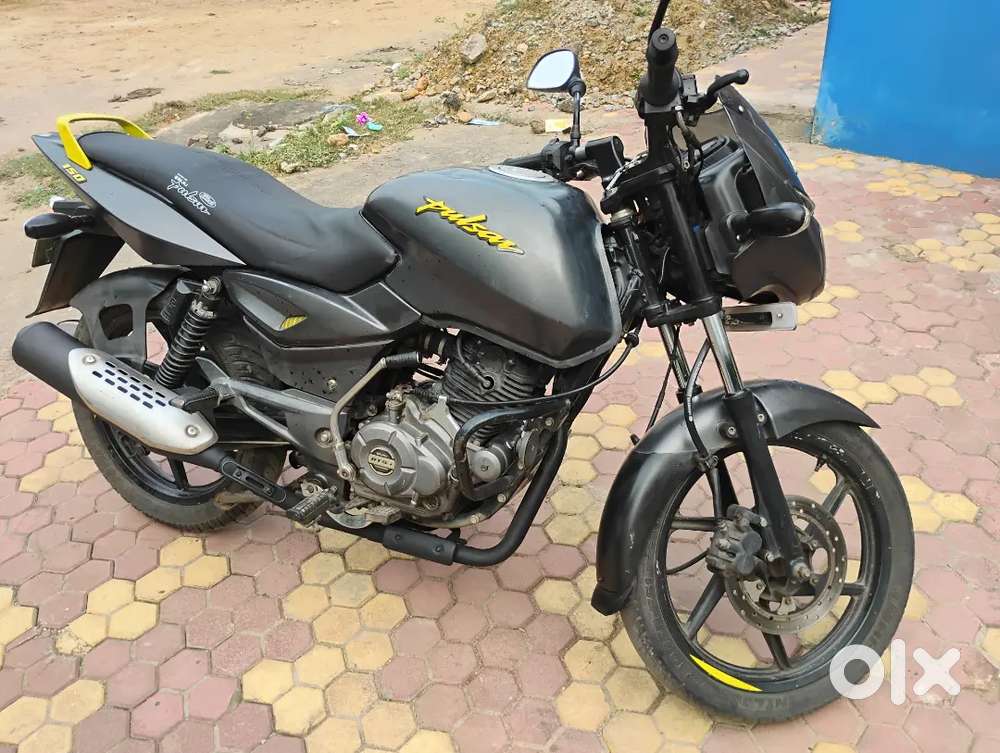 Pulsar 150 Neon