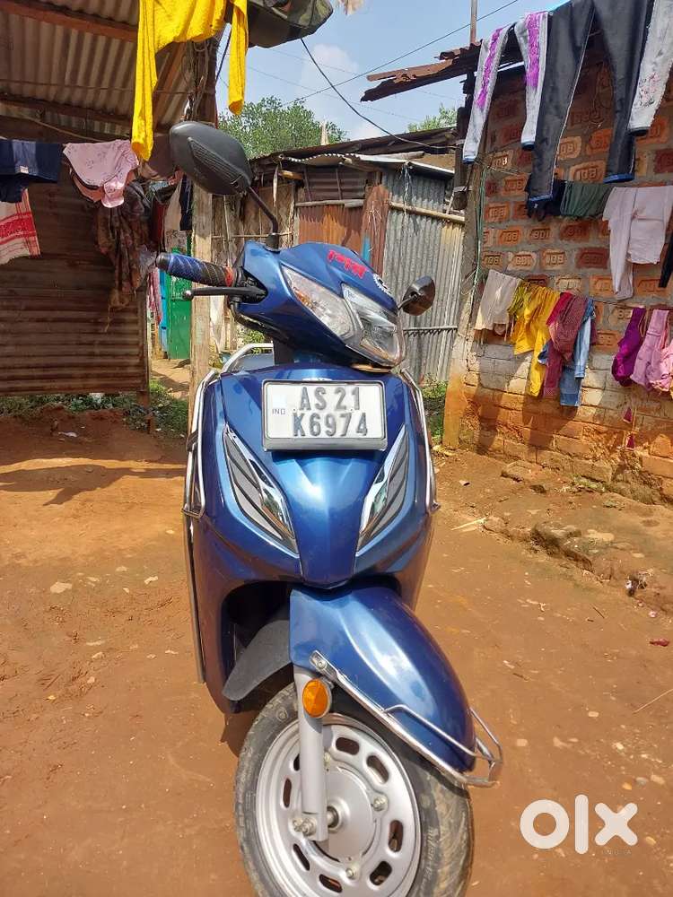 Honda activa 6g  (110cc) blue colour