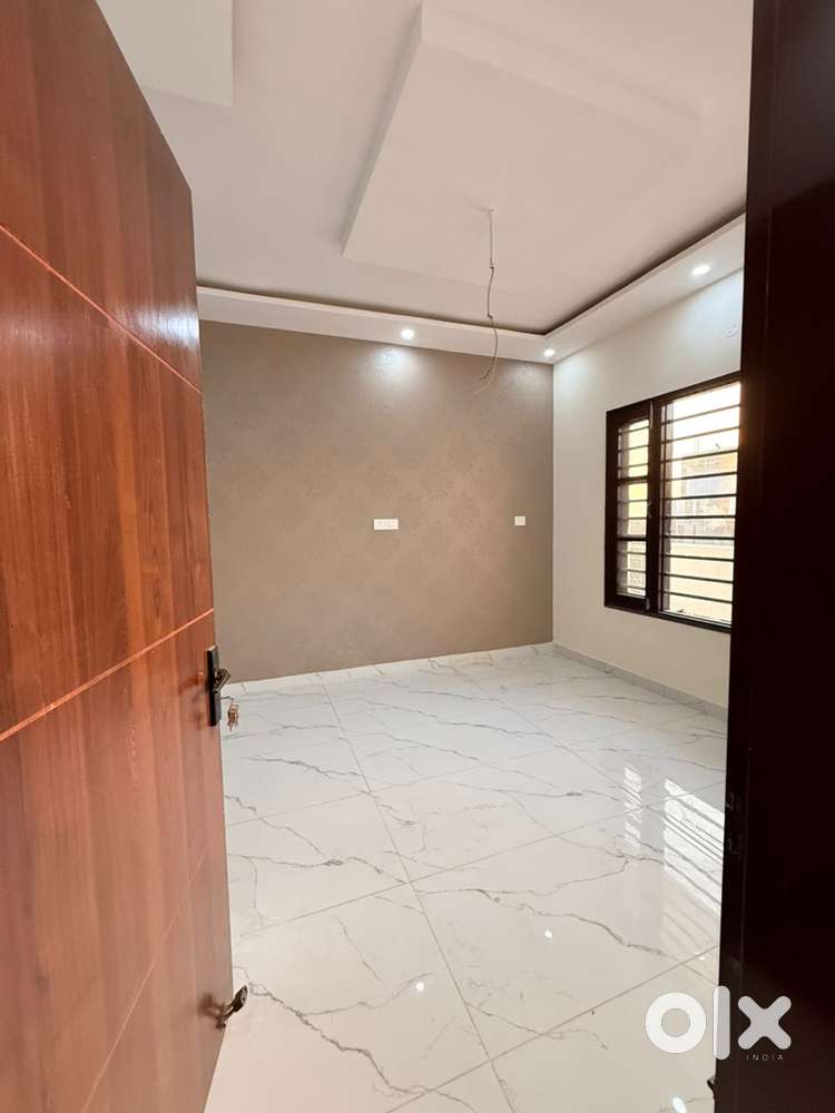 Biggest 3 bhk flat  with pooja room plus store  room, plus roof rights