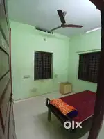 EDAPALLY RAILWAY STATION RD 4BACHELORS/FAMILY ALLOWED 2BHK SEMI FRNISD