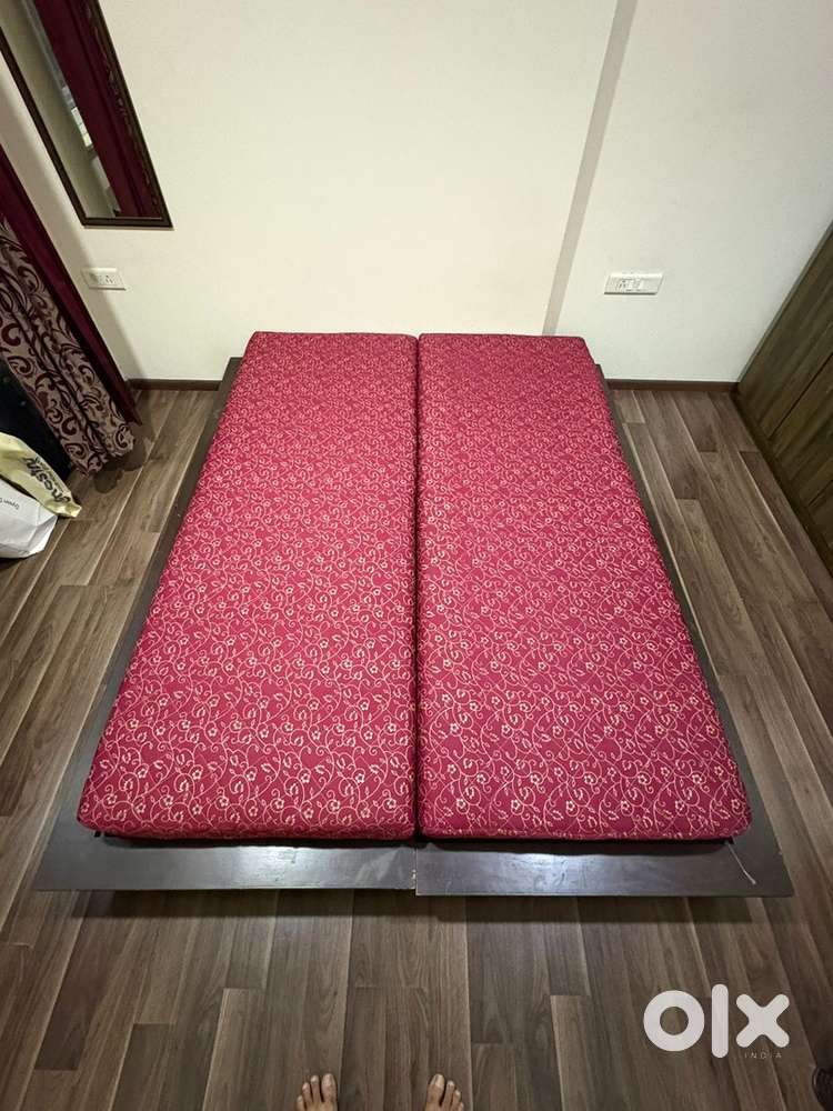Hard wood bed with/without mattress