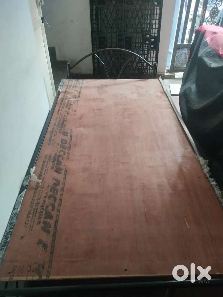 Single coat or bed for sale