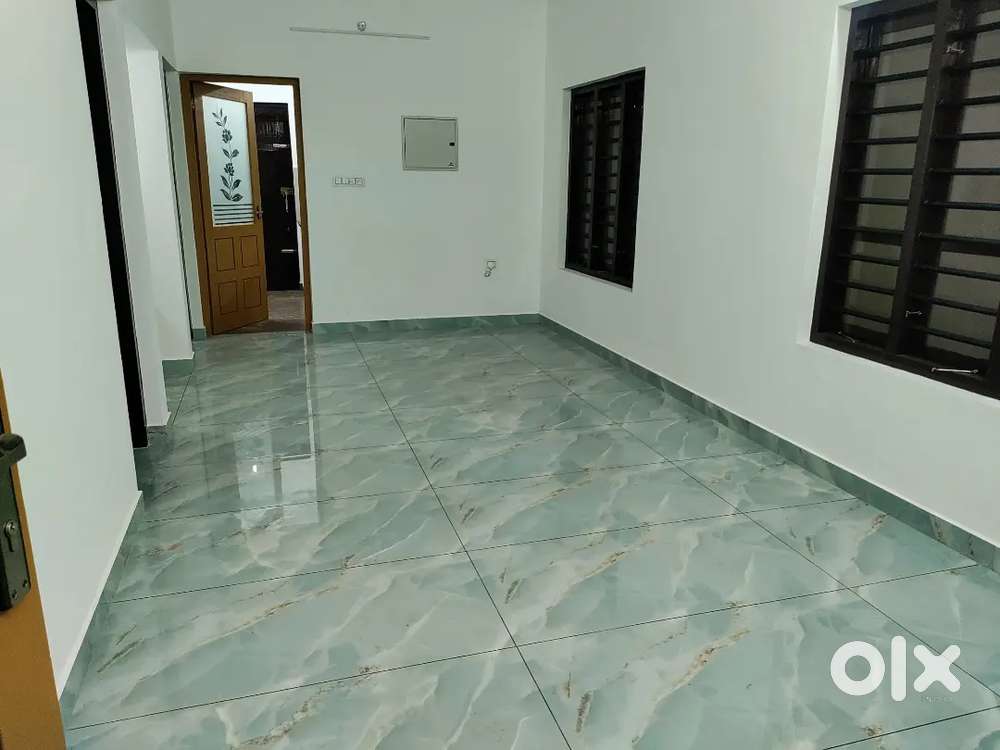 Absolutely Brand New 2 bhk ground floor house for rent at Paruthippara