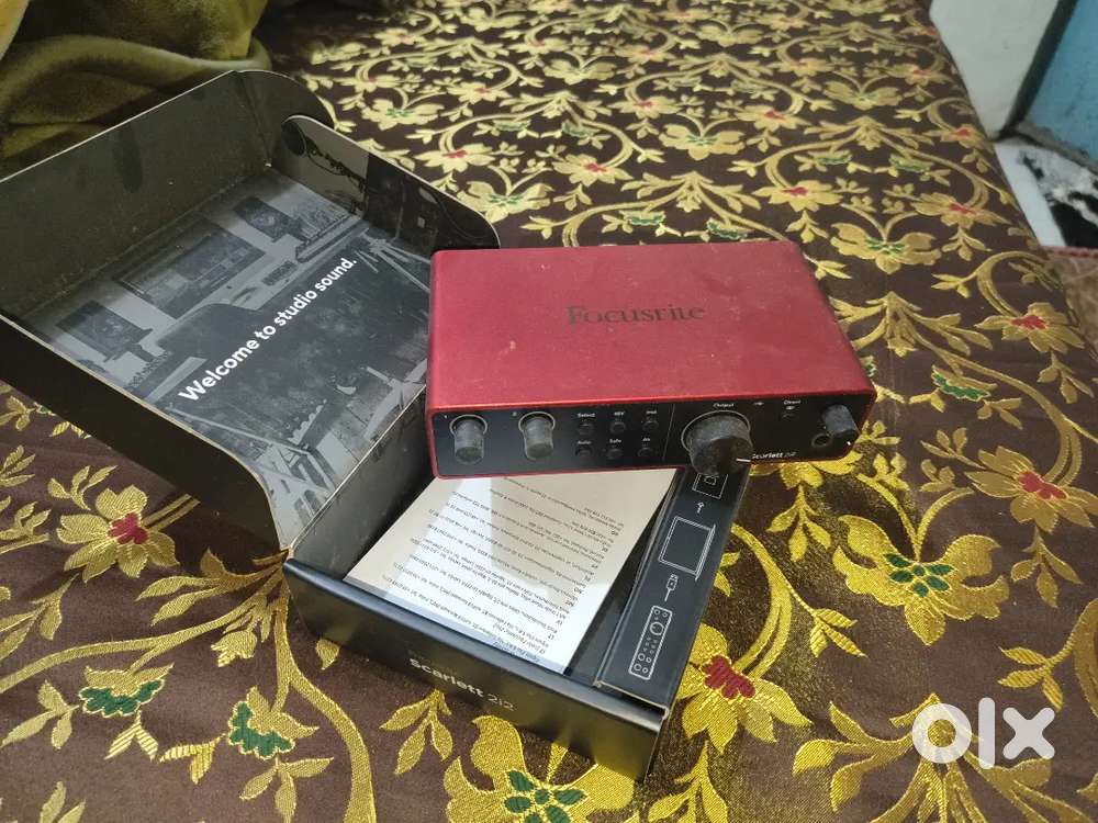Scarlett focusrite 2i2 4th generation ₹20000