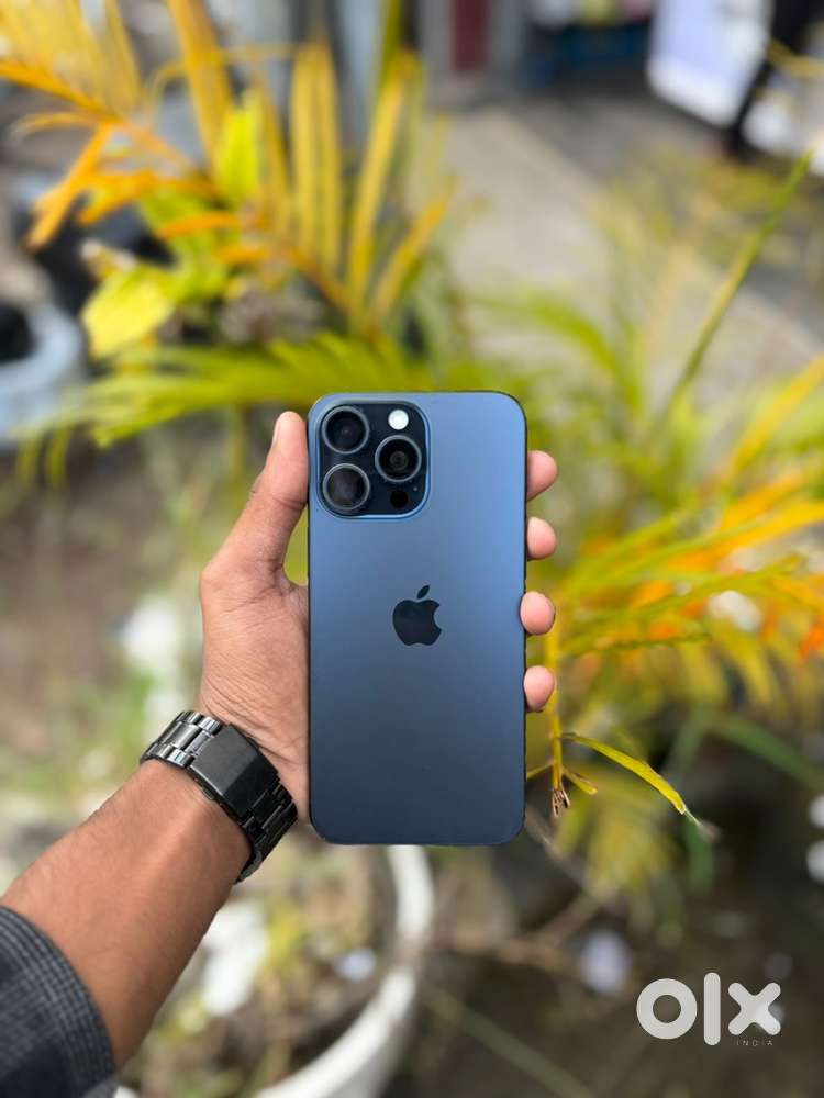 Iphone 15 pro max (256gb) bh 81% e sim