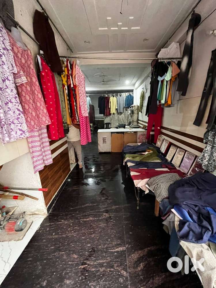 Small Showroom shop for rent