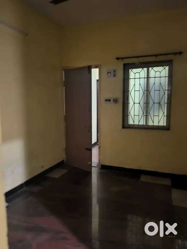 Rental 1bhk 1st floor house in kuloor