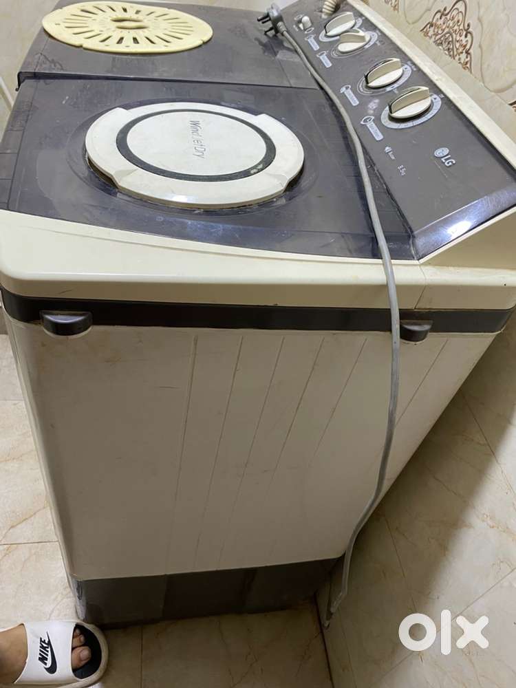 LG Top Load Washing Machine 8.5kg – Excellent Working Condition
