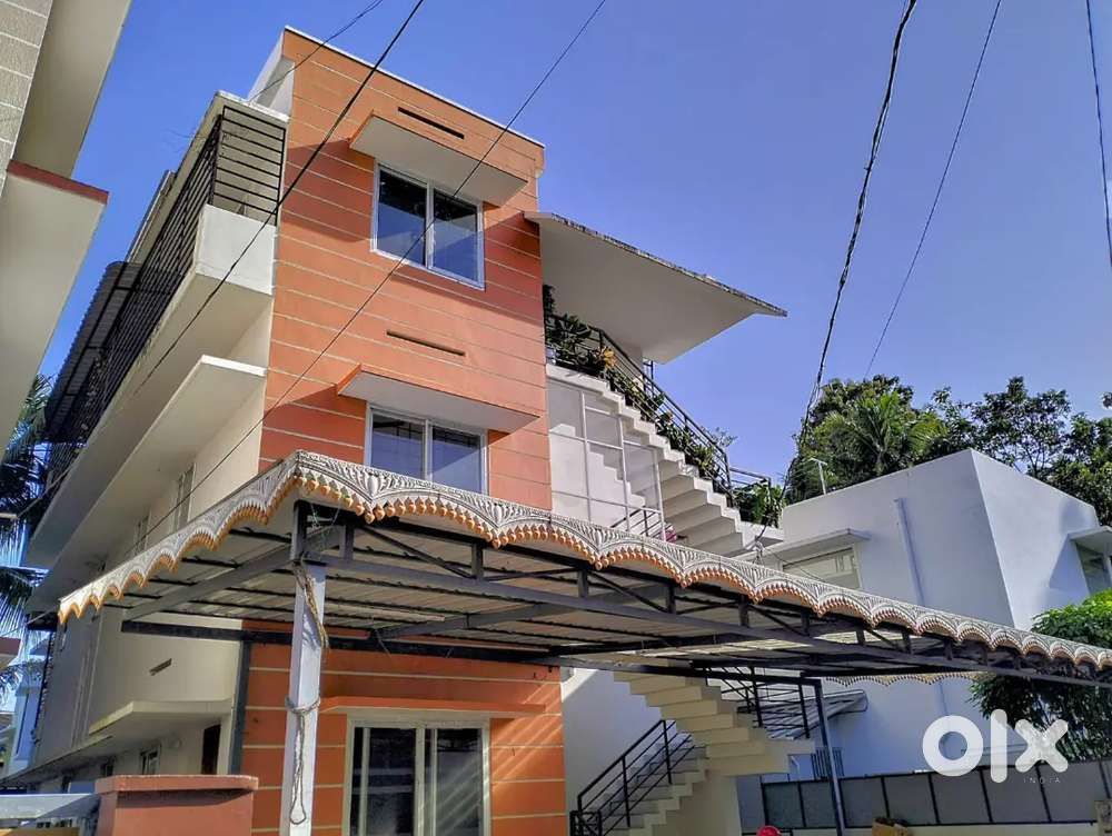 PG FOR GIRLS /WORKING WOMEN 2&3s haring rooms