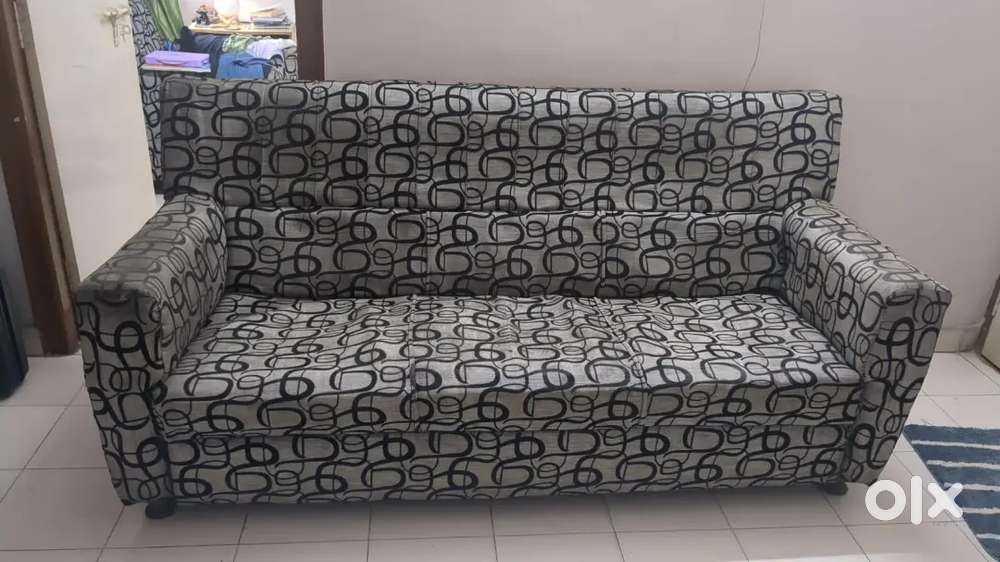 3 seater large sofa
