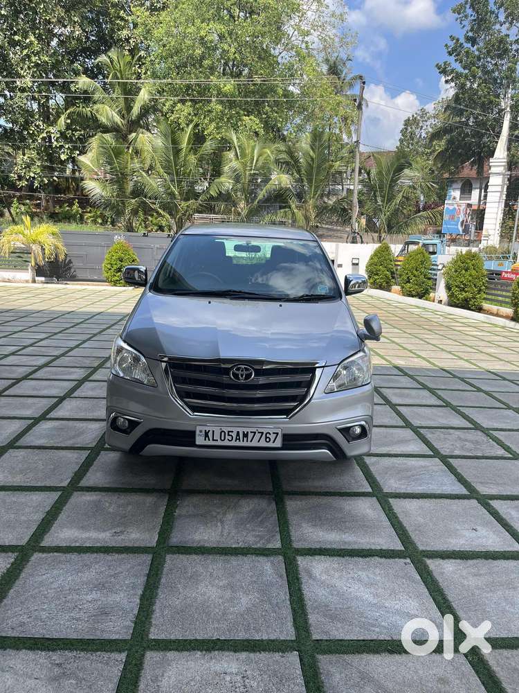 Toyota Innova 2.5 EV PS 7 STR, 2016, Diesel