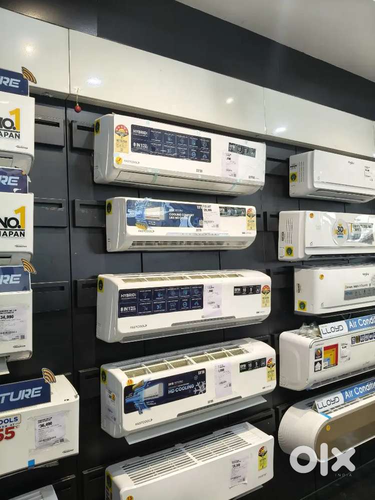 Showroom Sales Executive (Male Candidates only)