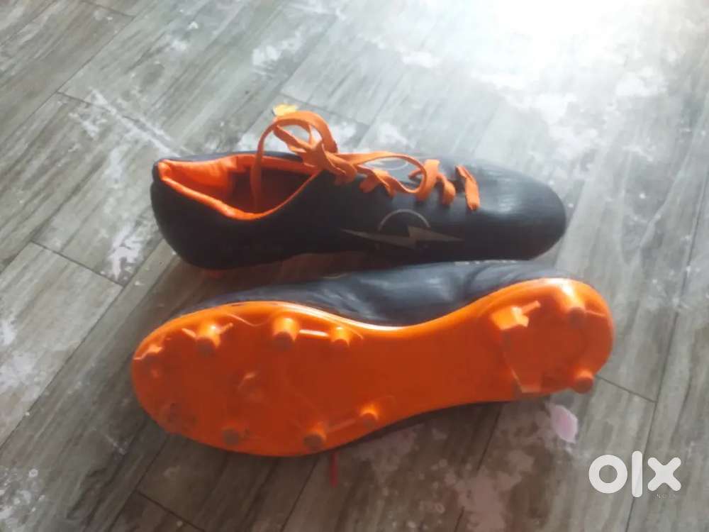 Football boots /shoes