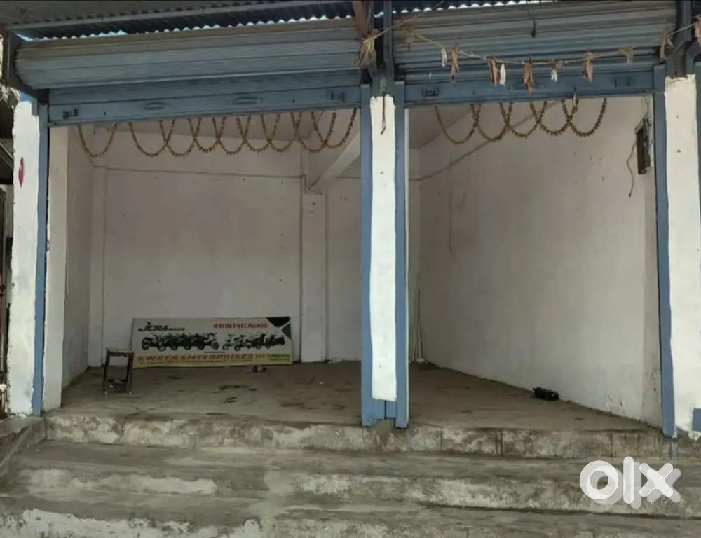 13' front opening on main road Samastipur college road