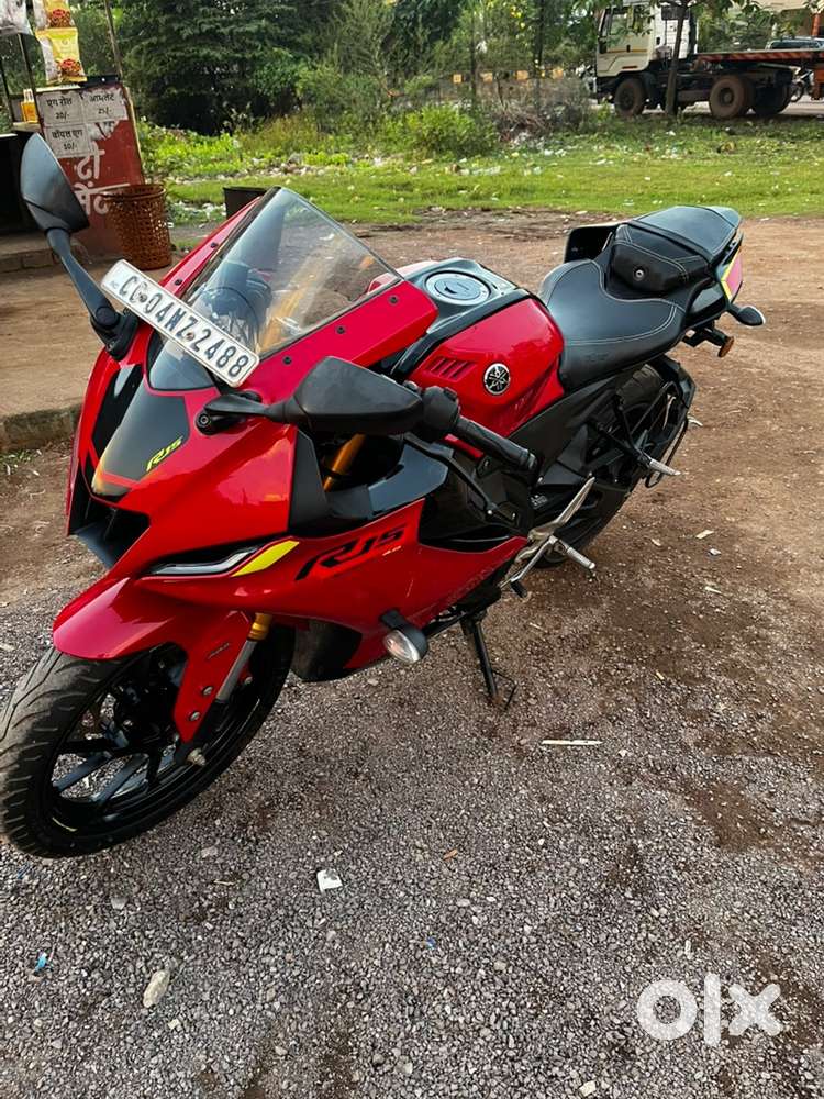 new condition gadi bas 12000 chali h koi kam nhi h