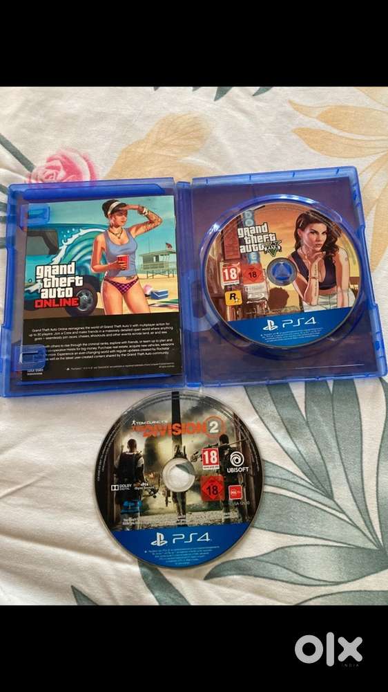 Ps4 gta  5 disk  and the devision 2