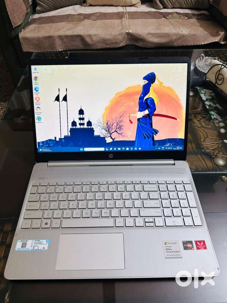Hp ryzen5 8/512 laptop in mint condition 2023 Model