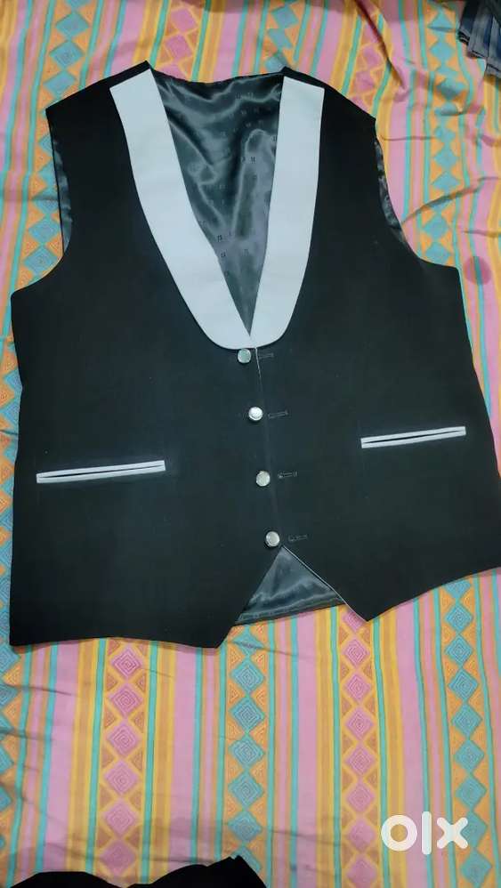 Men's 3 peice engagement suit