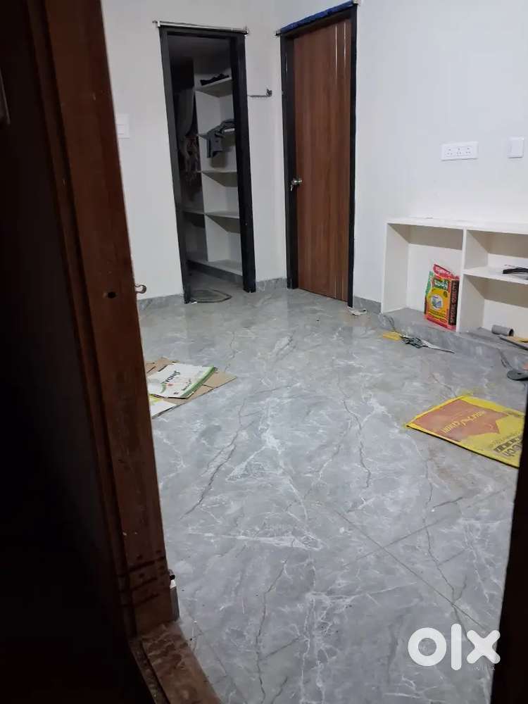 2 bhk available byk parking available