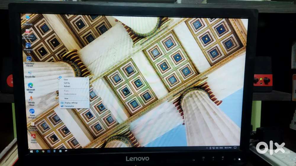 Full desktop[monitor ,cpu,keyboard, mouse]