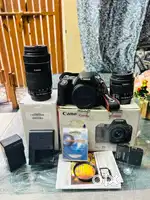 Canon EOS 200D