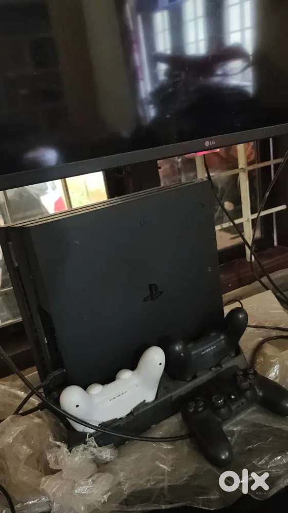 PS4 PRO 1TB