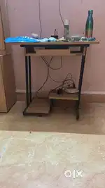 Computer table
