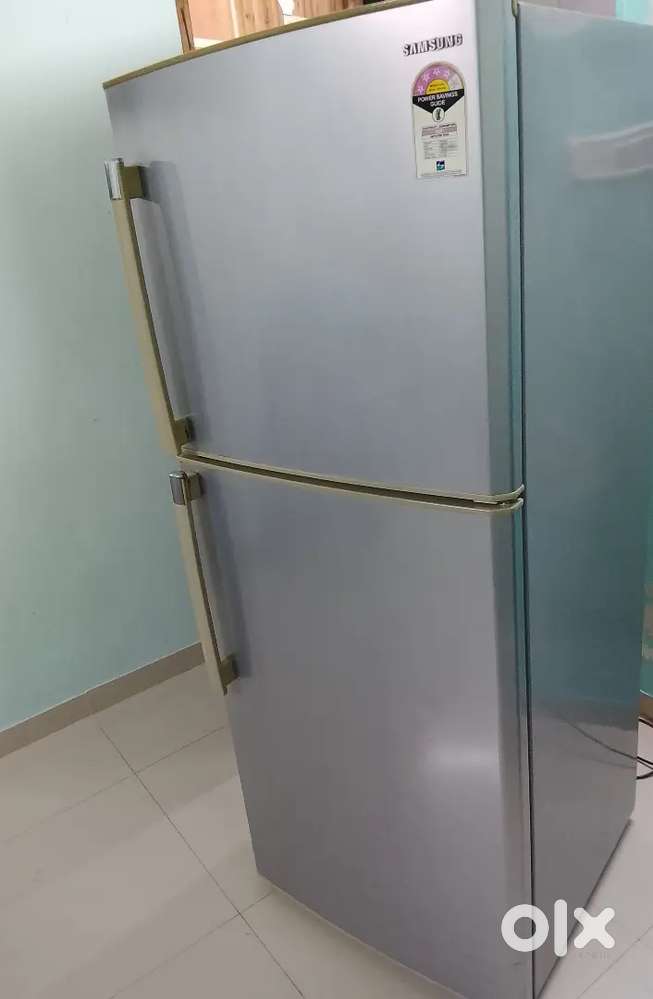 Samsung double door 375LTR 4star