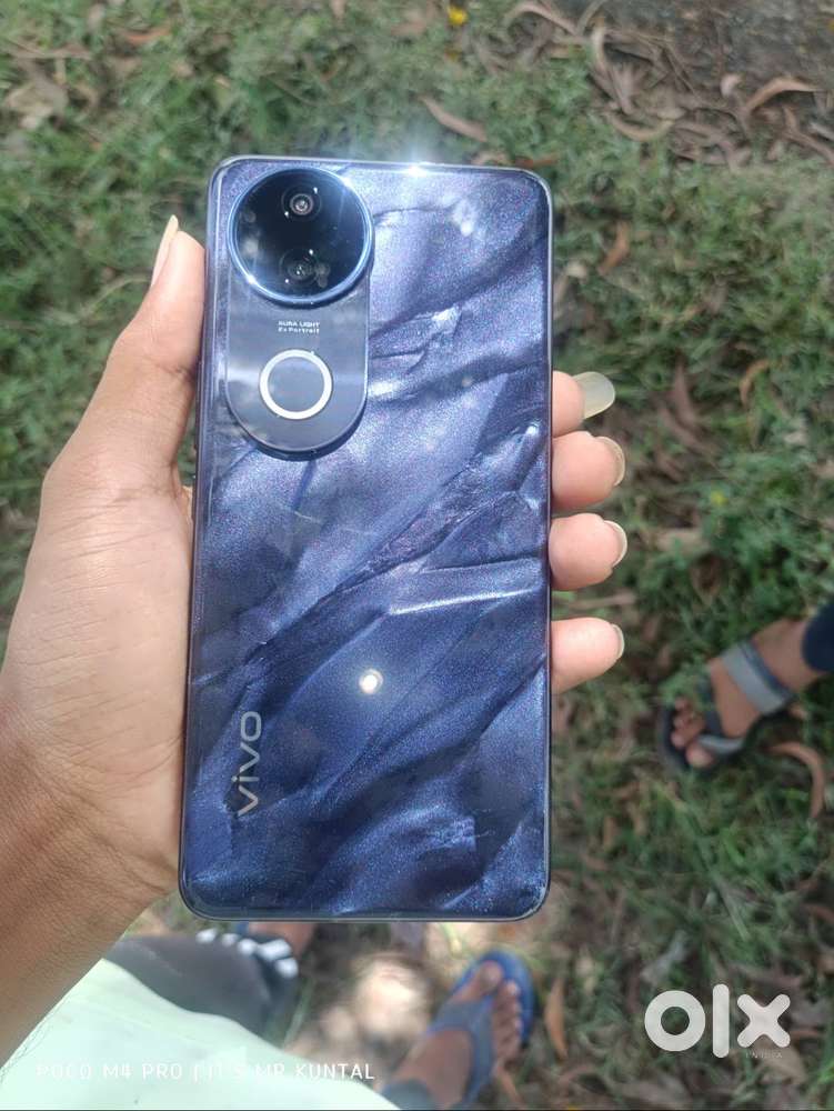 Vivo v50e, 8GB, 128GB ,6 Days old